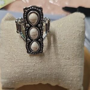 Elegant Silver and Cream Stone Ring